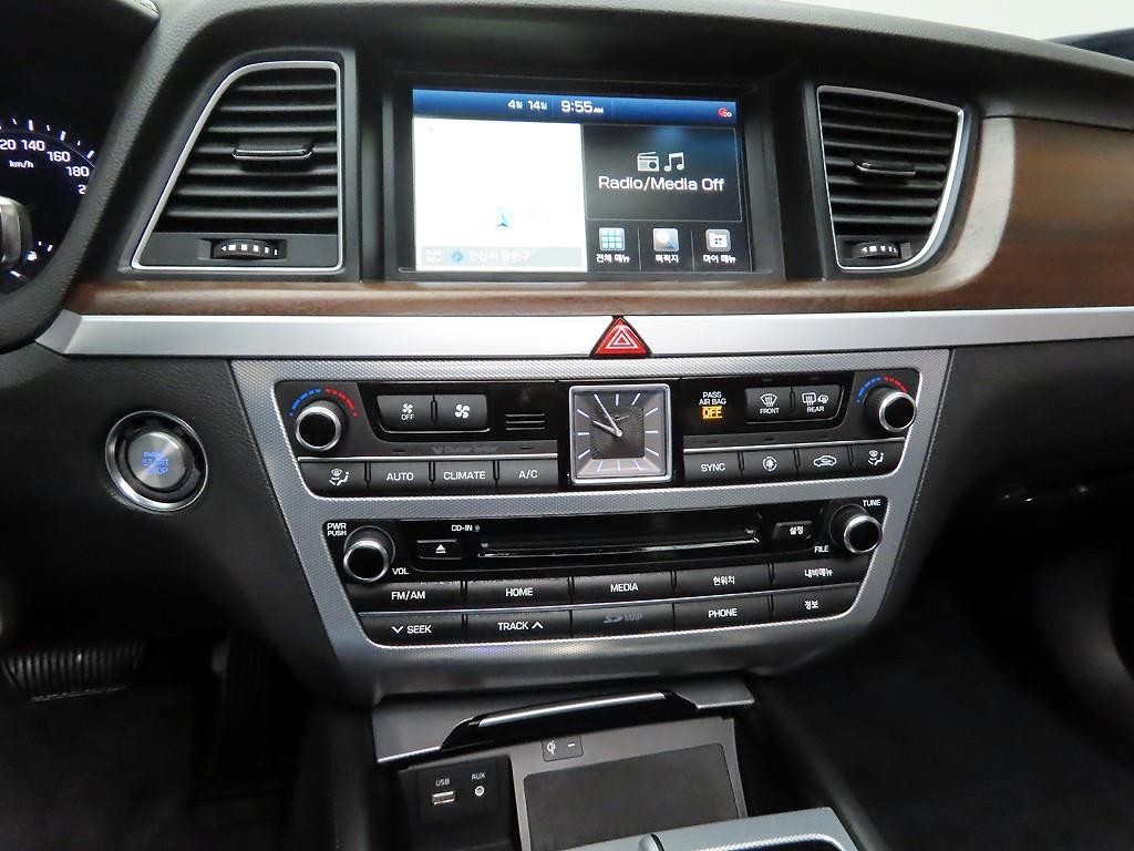 제네시스 G80 2.2D AWD 프리미엄 럭셔리 이미지 9