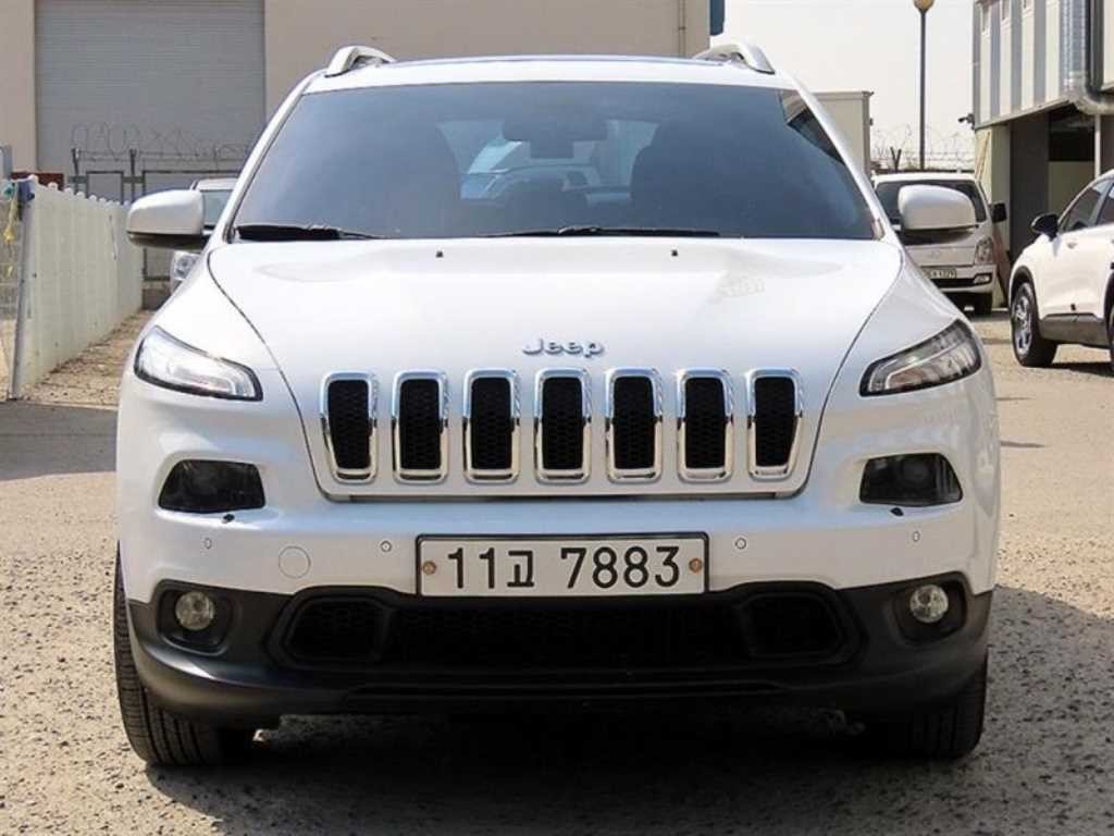 지프 체로키 체로키(KL) 2.4 론지튜드 AWD 이미지 2