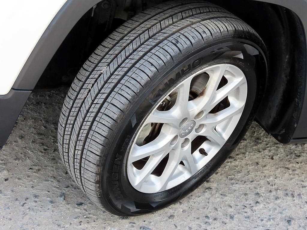 지프 체로키 체로키(KL) 2.4 론지튜드 AWD 이미지 20