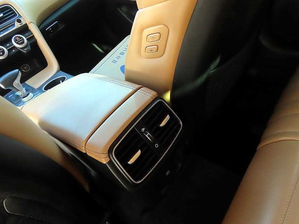 제네시스 G70 더 뉴 G70 슈팅브레이크 가솔린 2.0T 2WD 프리미엄 이미지 16