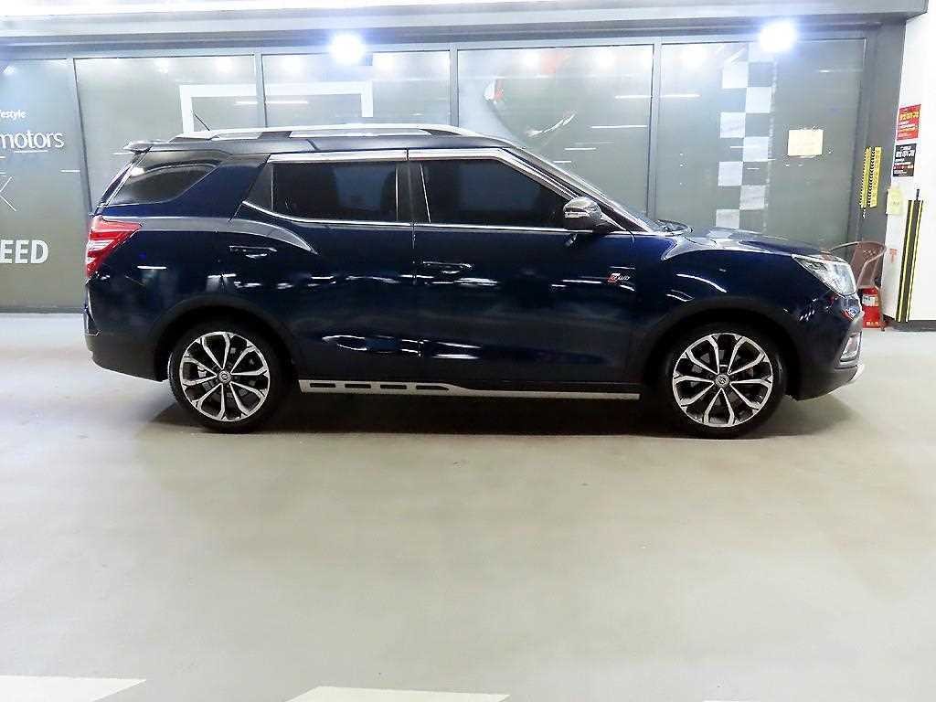 KG모빌리티(쌍용) 티볼리 티볼리 에어 4WD 디젤 1.6 RX 이미지 3