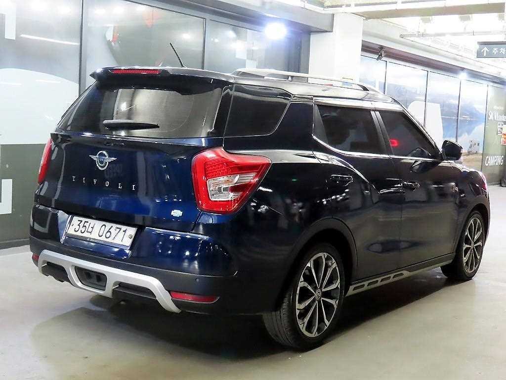 KG모빌리티(쌍용) 티볼리 티볼리 에어 4WD 디젤 1.6 RX 이미지 4