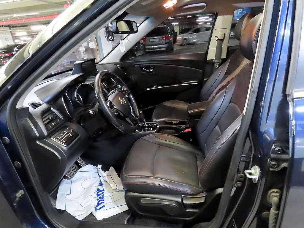 KG모빌리티(쌍용) 티볼리 티볼리 에어 4WD 디젤 1.6 RX 이미지 6