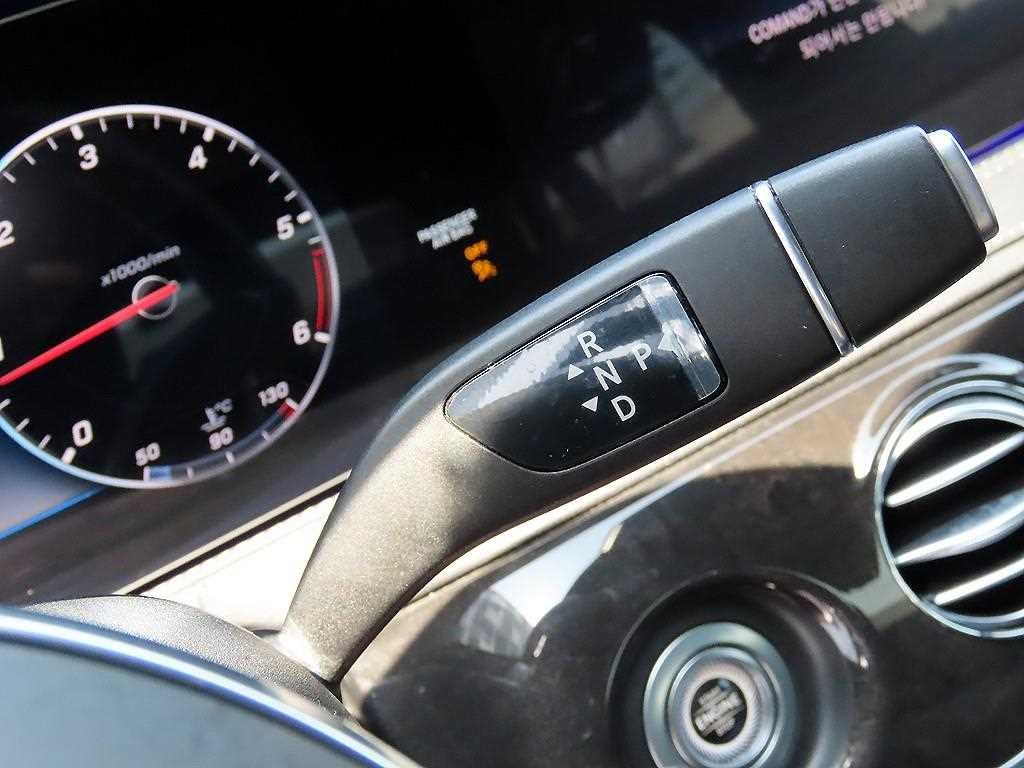 벤츠 S 클래스 S클래스-W222 S 350 d 4MATIC 이미지 10