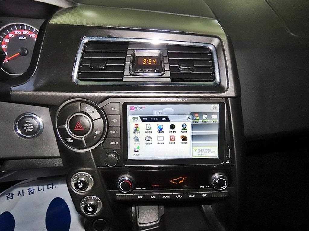 KG모빌리티(쌍용) 코란도 코란도스포츠 디젤 4WD 익스트림 이미지 11