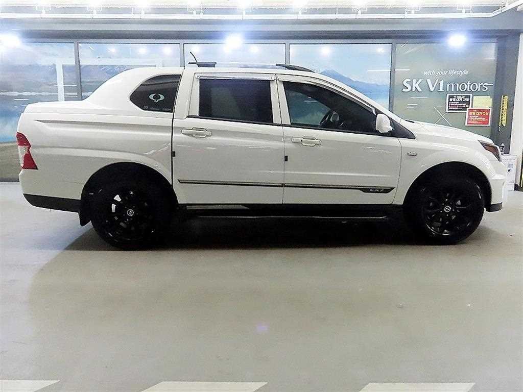 KG모빌리티(쌍용) 코란도 코란도스포츠 디젤 4WD 익스트림 이미지 3