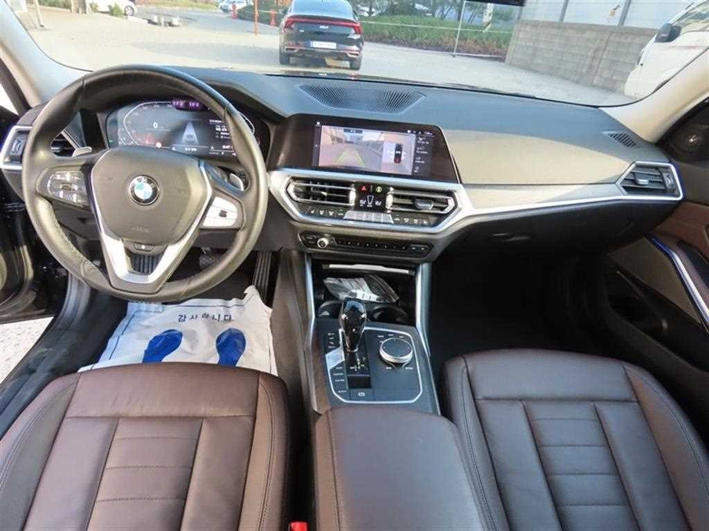BMW 3시리즈 3시리즈 (G20) 320i 럭셔리 이미지 8