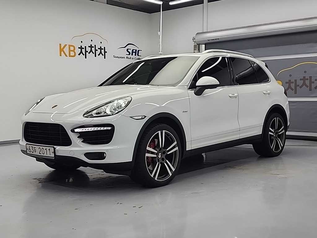 포르쉐 카이엔 4.2 S 디젤 이미지 1