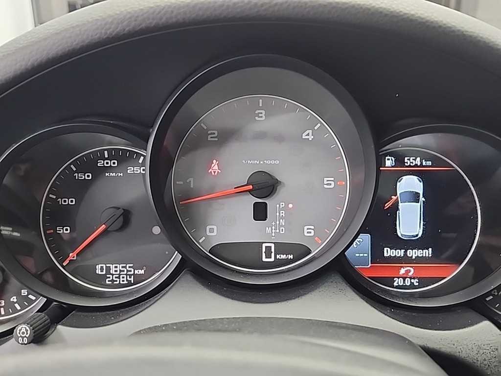 포르쉐 카이엔 4.2 S 디젤 이미지 6