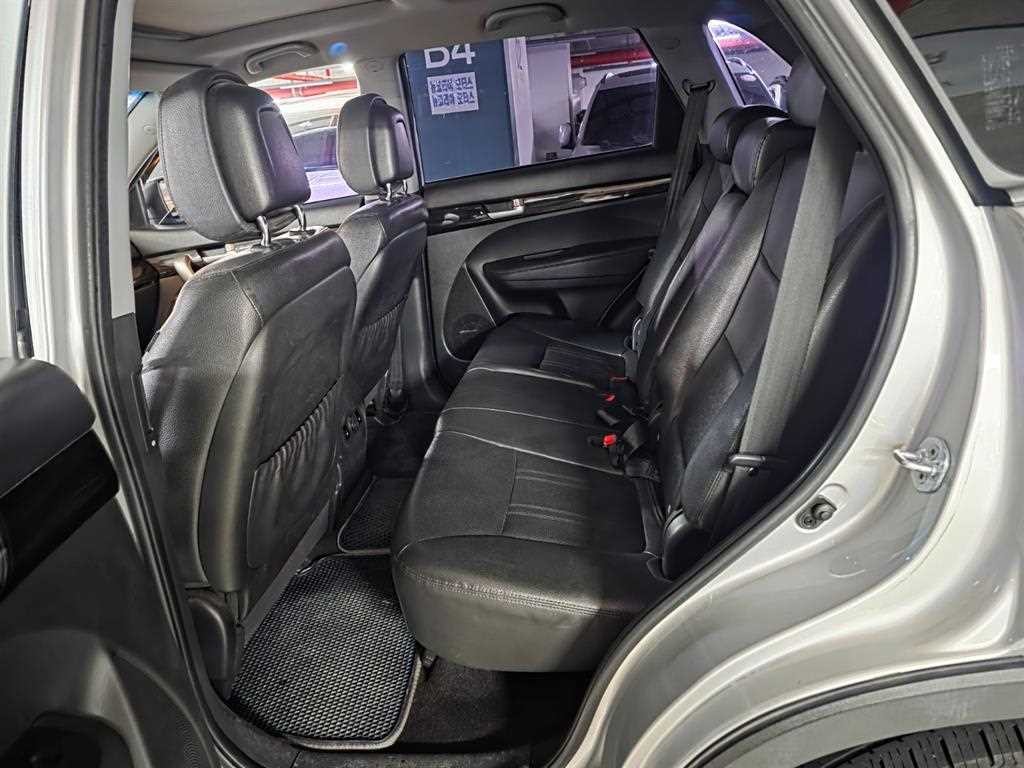 기아 쏘렌토 쏘렌토 R 디젤 4WD 2.2 TLX 최고급형 이미지 13