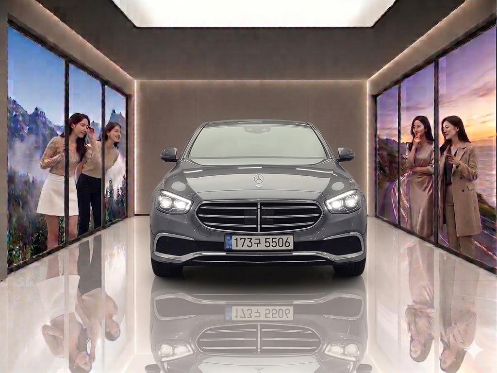 벤츠 E 클래스 E-클래스 W213 E300e 4MATIC 익스클루시브 이미지 1