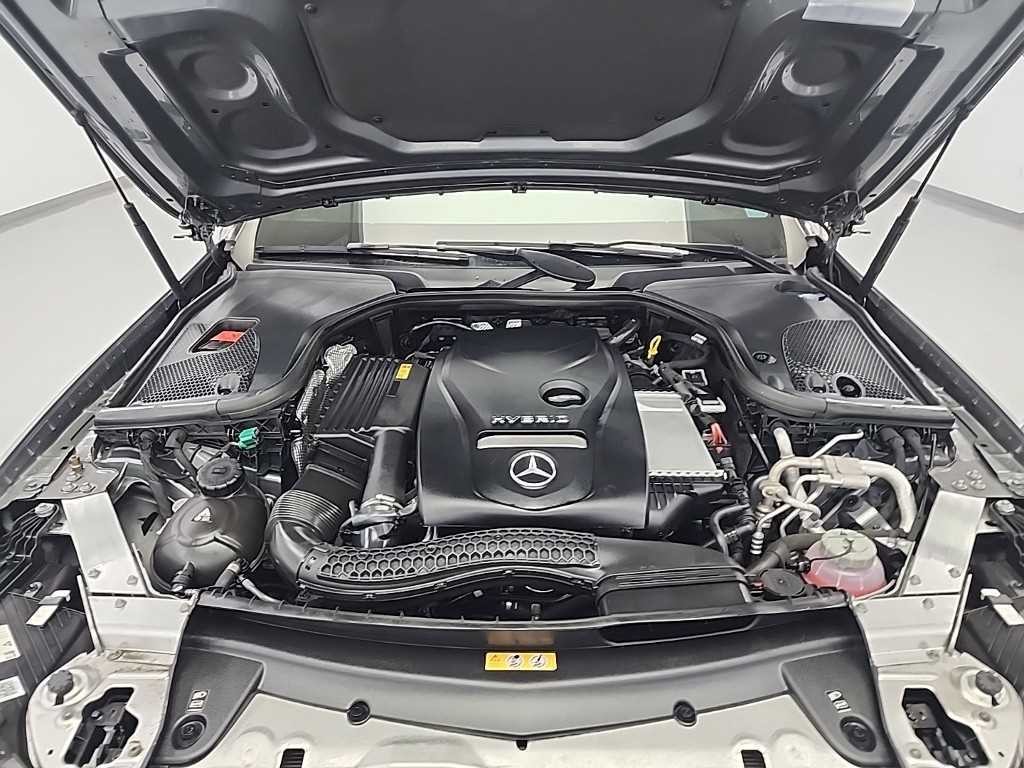 벤츠 E 클래스 E-클래스 W213 E300e 4MATIC 익스클루시브 이미지 6