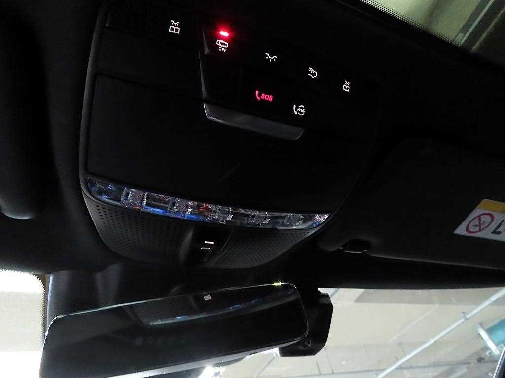 벤츠 CLS 클래스 CLS클래스 C257 CLS 300d 4MATIC 이미지 16