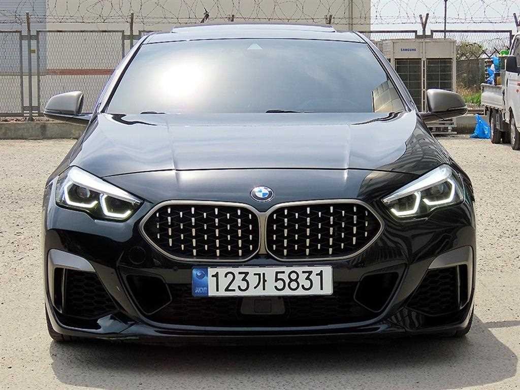 BMW 2시리즈 2시리즈 그란쿠페 (F44) M235i xDrive 이미지 2