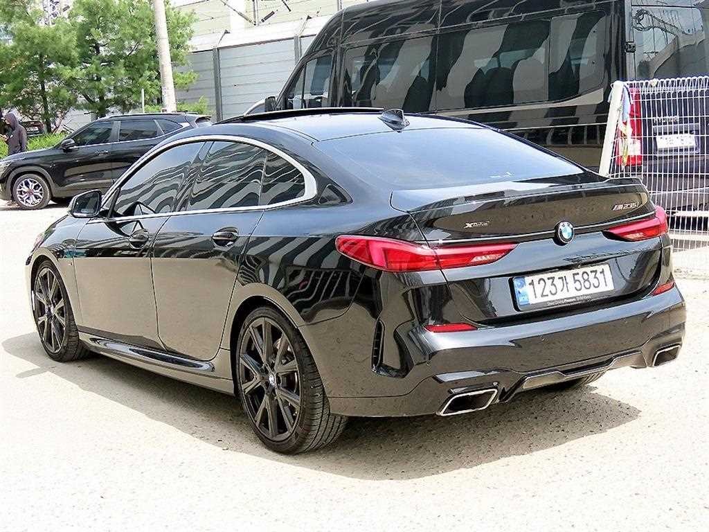 BMW 2시리즈 2시리즈 그란쿠페 (F44) M235i xDrive 이미지 3