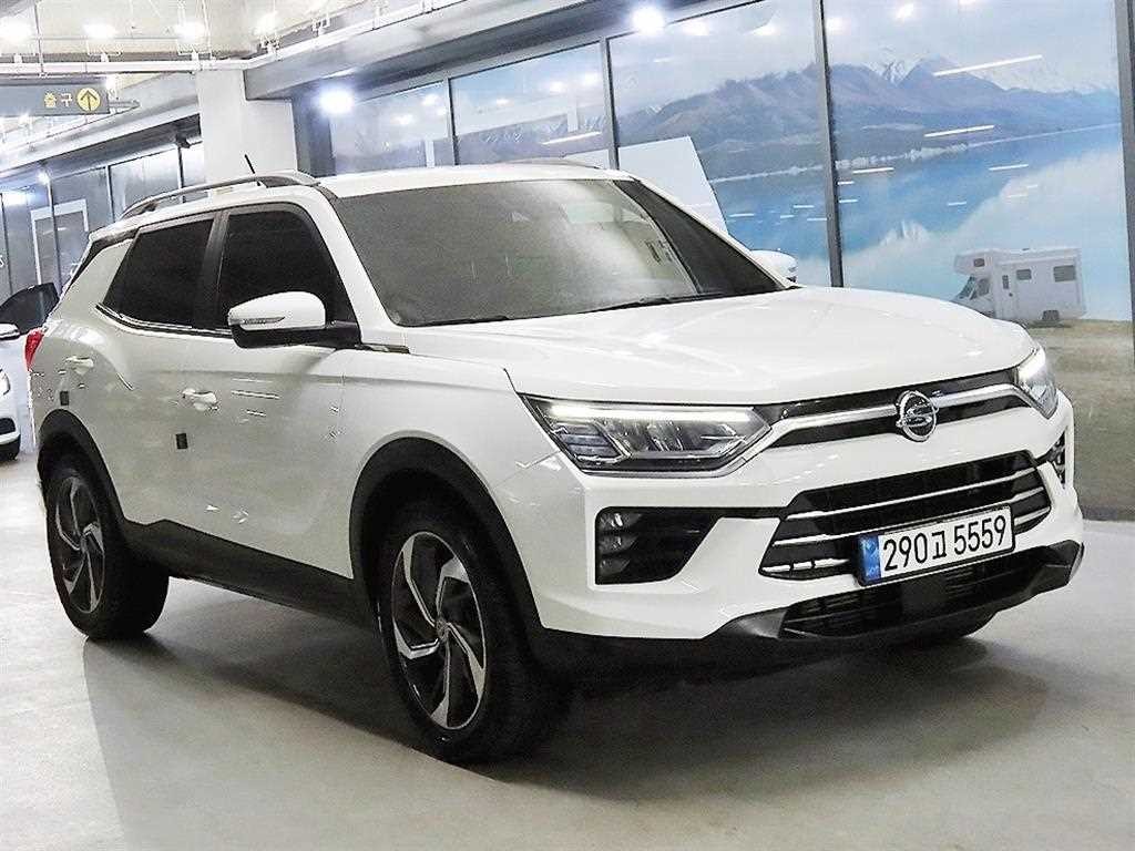 KG모빌리티(쌍용) 코란도 뷰티풀코란도 2WD 디젤 1.6 R-플러스 이미지 1