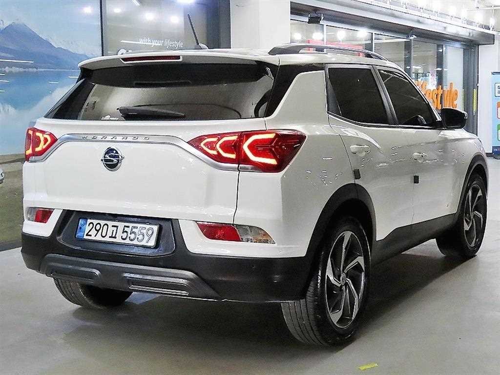 KG모빌리티(쌍용) 코란도 뷰티풀코란도 2WD 디젤 1.6 R-플러스 이미지 4