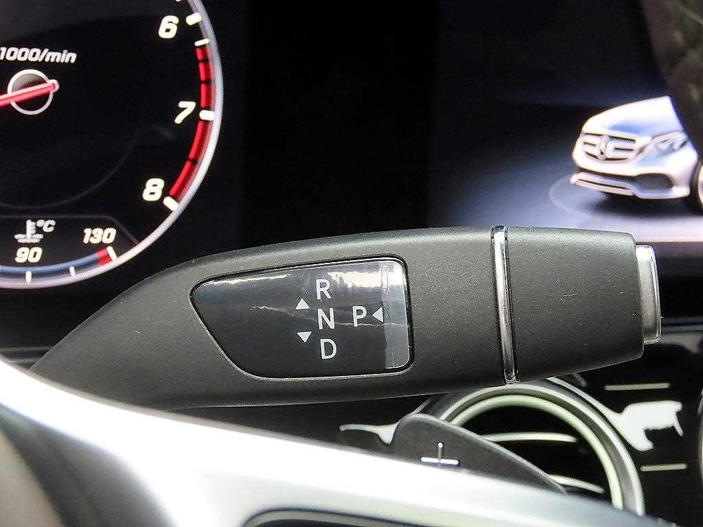 벤츠 E 클래스 E-클래스 W213 E450 4MATIC 익스클루시브 이미지 10
