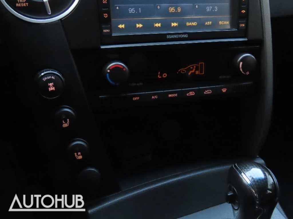 KG모빌리티(쌍용) 코란도 코란도스포츠 디젤 4WD CX7 패션 이미지 8