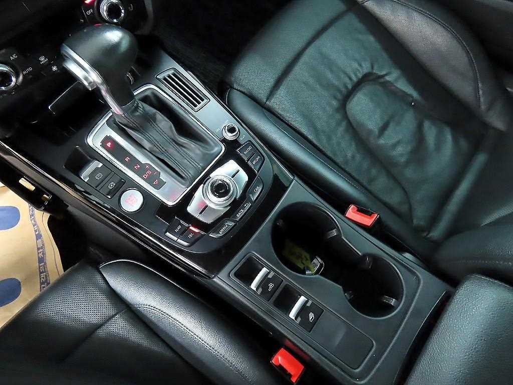 아우디 A5 40 TFSI 콰트로 카브리올레 이미지 10
