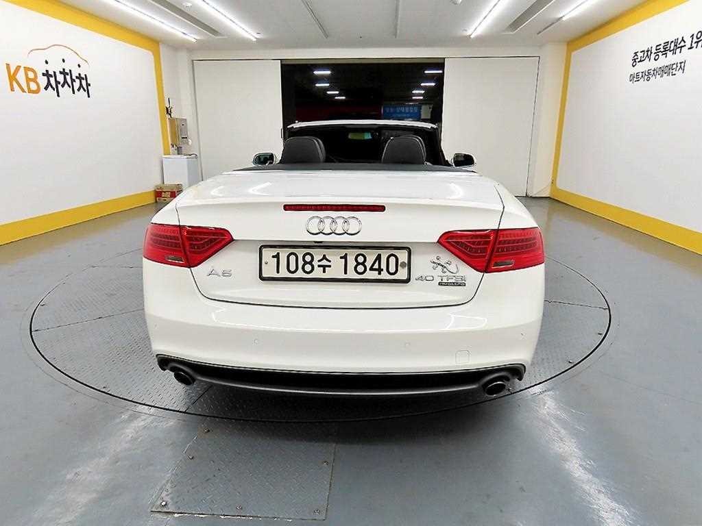 아우디 A5 40 TFSI 콰트로 카브리올레 이미지 17