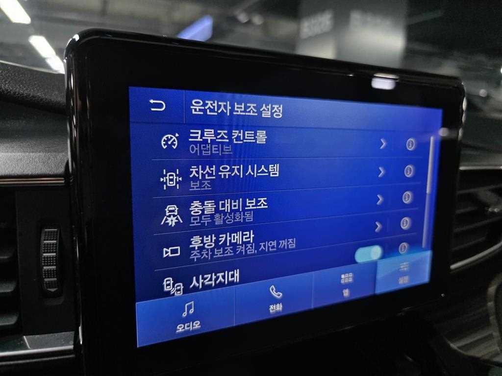 포드 익스플로러 익스플로러 6세대 2.3 AWD 리미티드 이미지 13