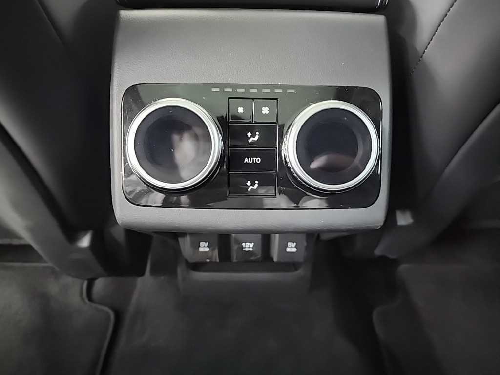 재규어 I-PACE EV400 퍼스트 에디션 이미지 13