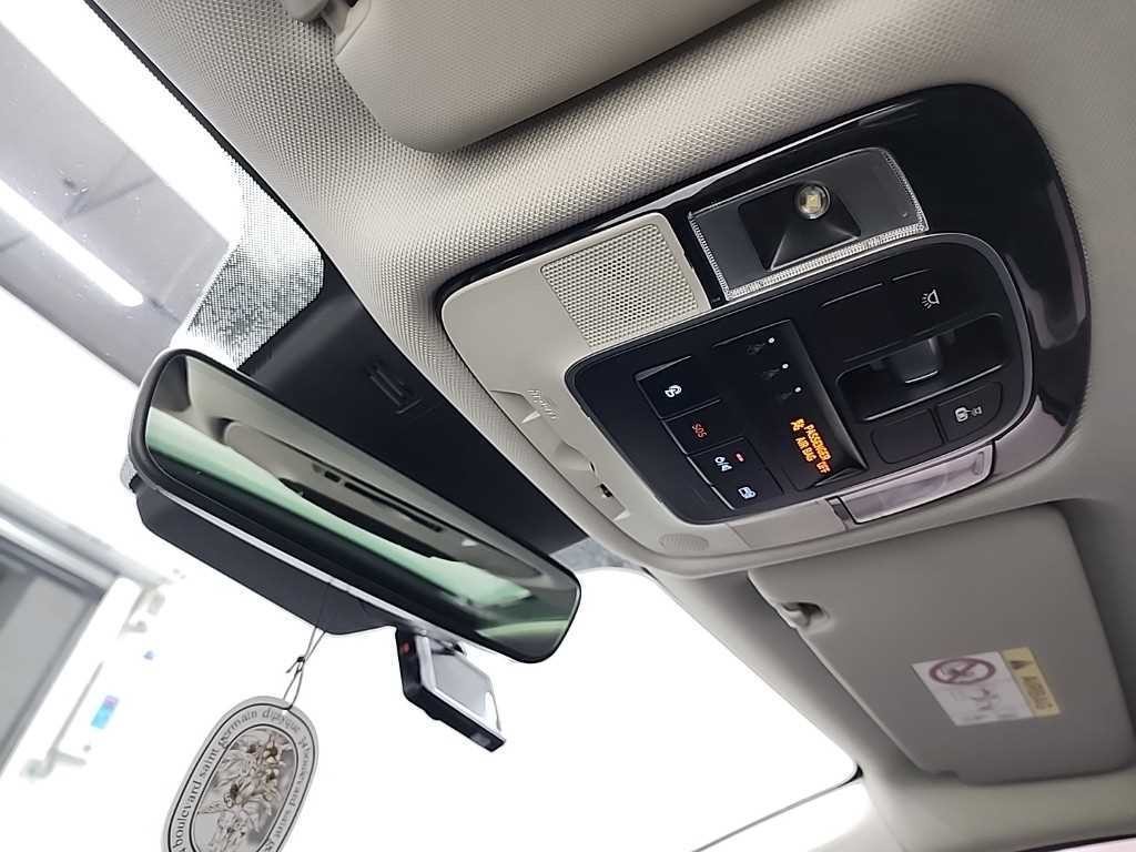 현대 투싼 투싼 (NX4) 디젤 2.0 2WD 프리미엄 이미지 17