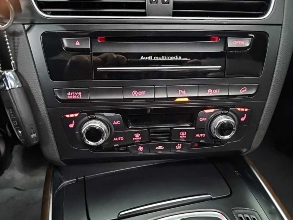 아우디 Q5 3.0 TDI 콰트로 다이나믹 이미지 12