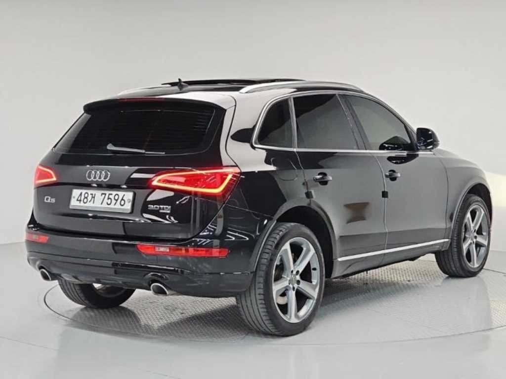 아우디 Q5 3.0 TDI 콰트로 다이나믹 이미지 3