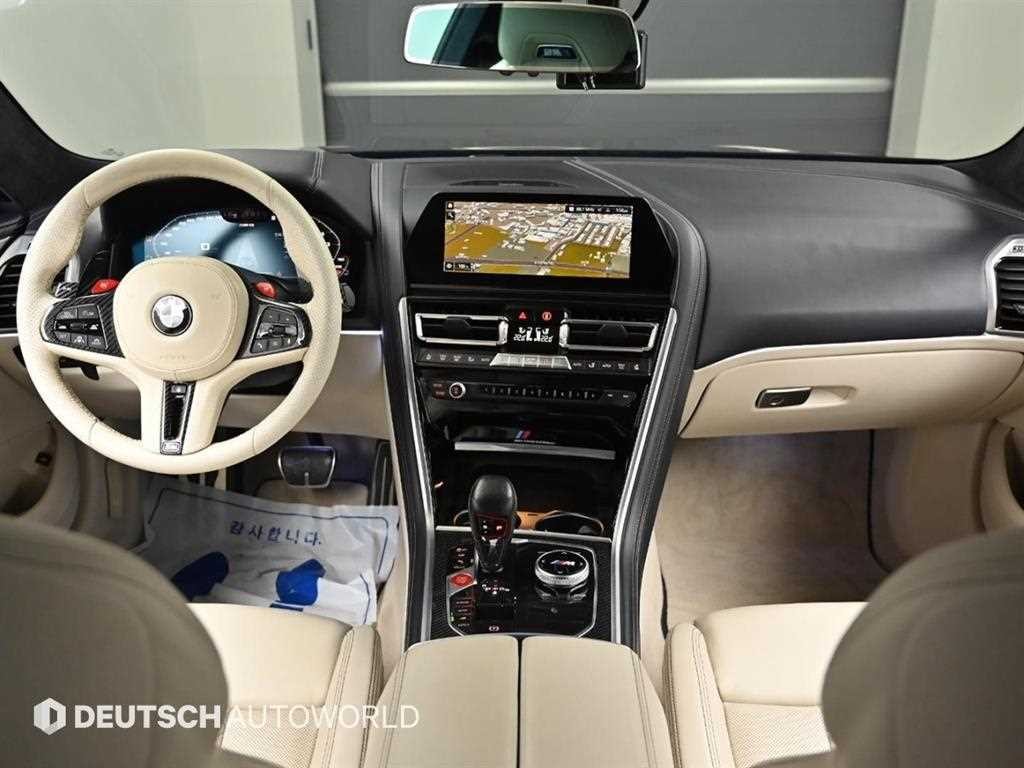 BMW 8시리즈 M8 4.4 쿠페 컴페티션 이미지 7