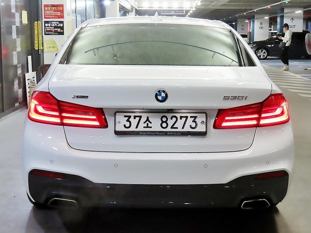 BMW 5시리즈 5시리즈 (G30) 530i xDrive M 스포츠 플러스 이미지 5