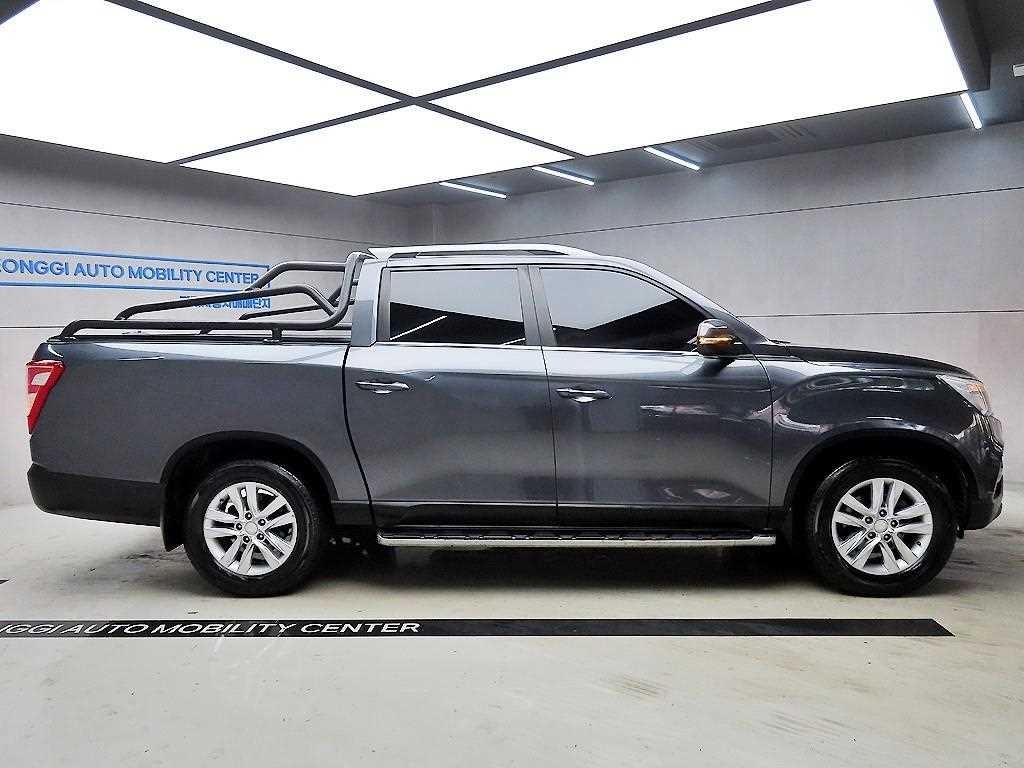 KG모빌리티(쌍용) 렉스턴 렉스턴 스포츠 칸 디젤 2.2 4WD 프로페셔널 X 이미지 2
