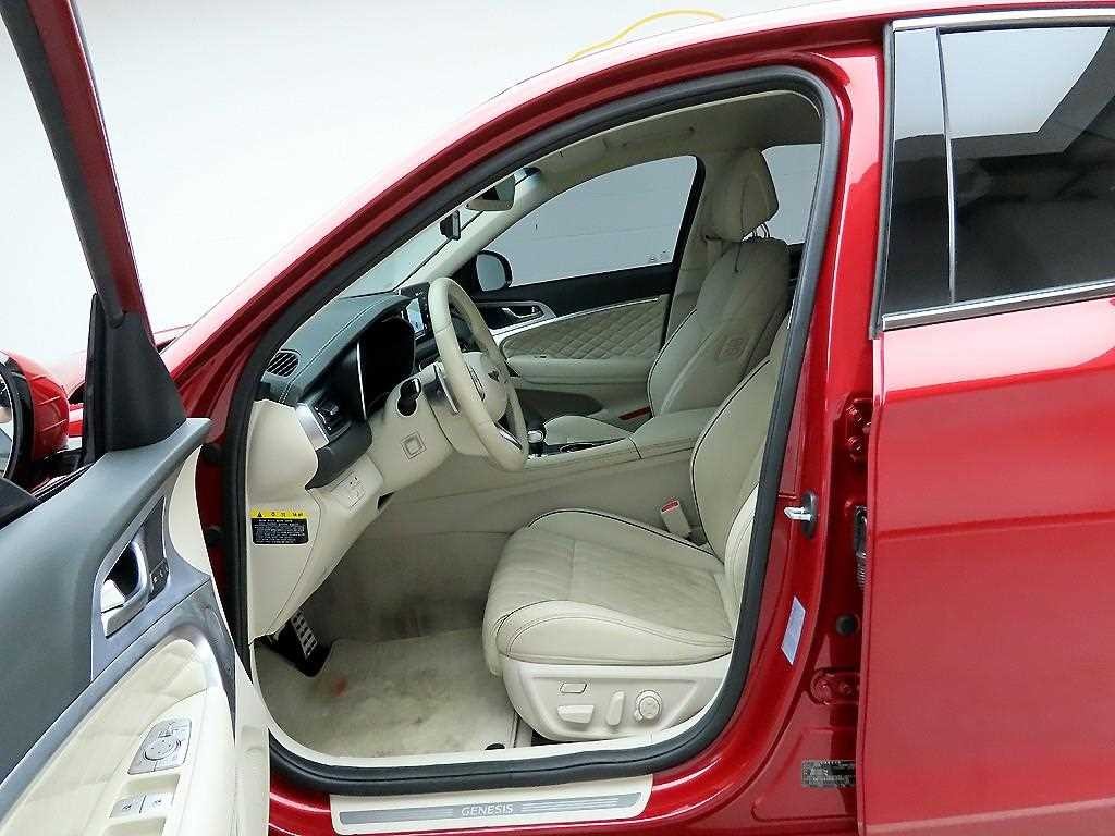 제네시스 G70 2.0T AWD 스포츠 패키지 이미지 13