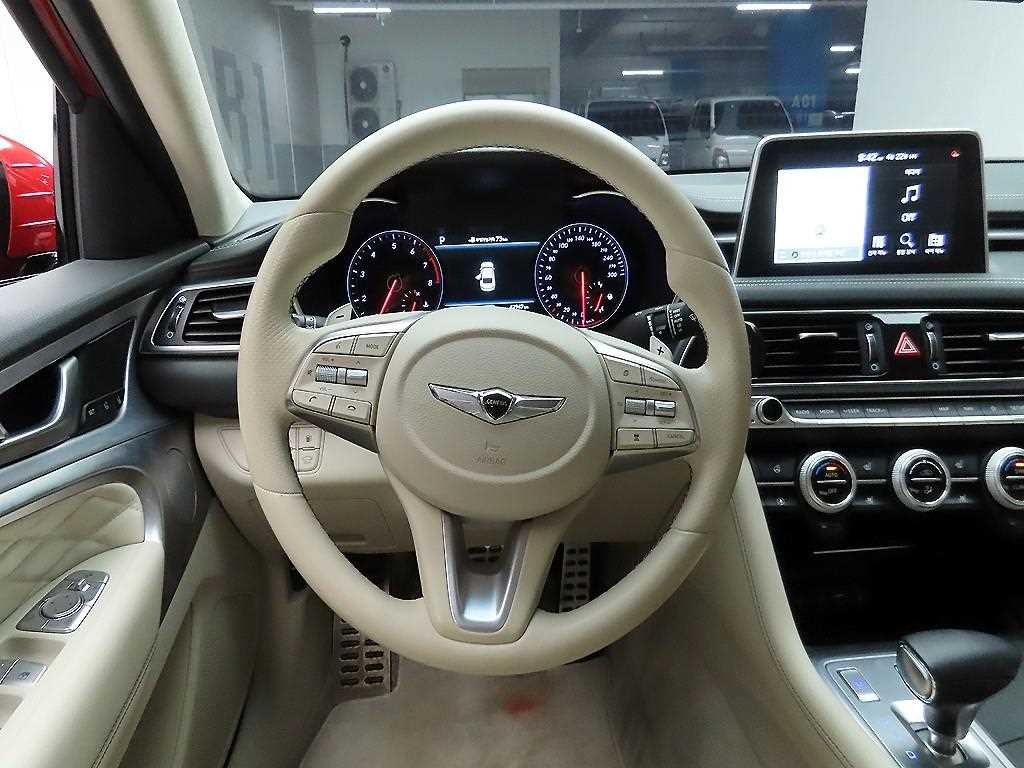 제네시스 G70 2.0T AWD 스포츠 패키지 이미지 7
