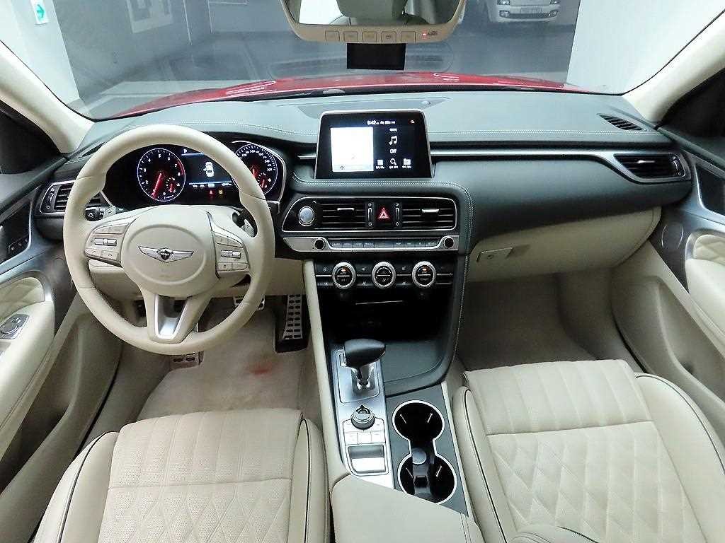 제네시스 G70 2.0T AWD 스포츠 패키지 이미지 8