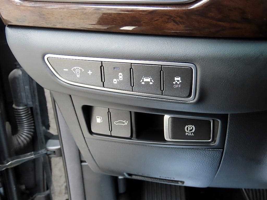 제네시스 EQ900 3.8 GDI AWD 프리미엄 럭셔리 이미지 12