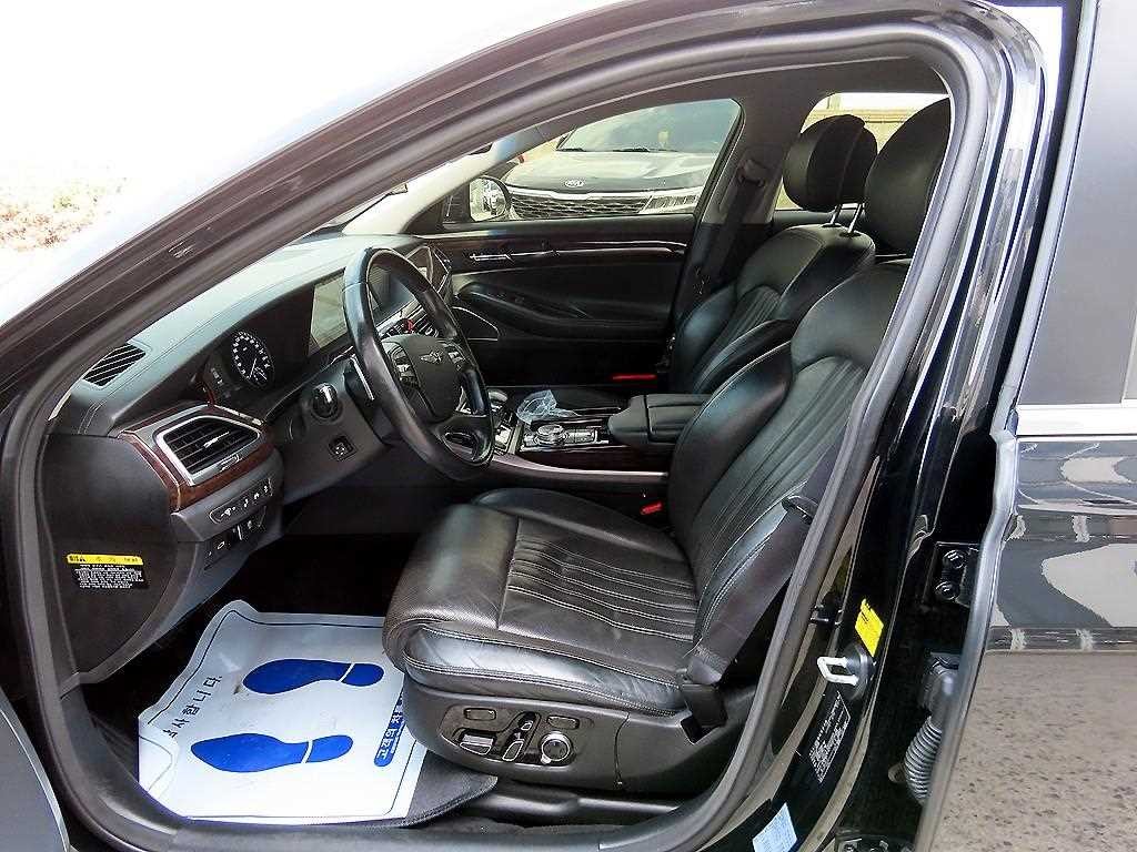 제네시스 EQ900 3.8 GDI AWD 프리미엄 럭셔리 이미지 5