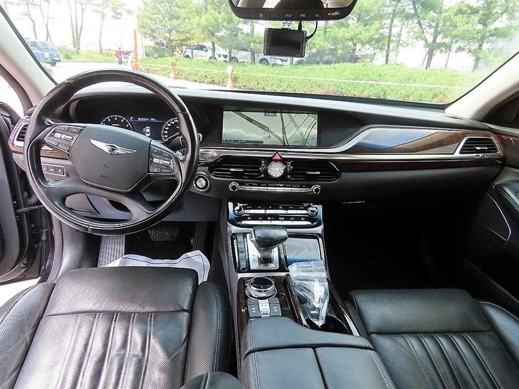 제네시스 EQ900 3.8 GDI AWD 프리미엄 럭셔리 이미지 7