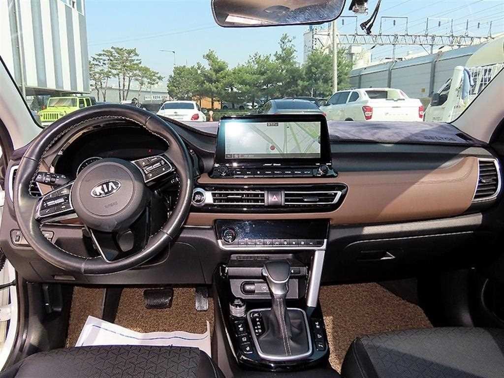 기아 셀토스 디젤 1.6 2WD 노블레스 이미지 7