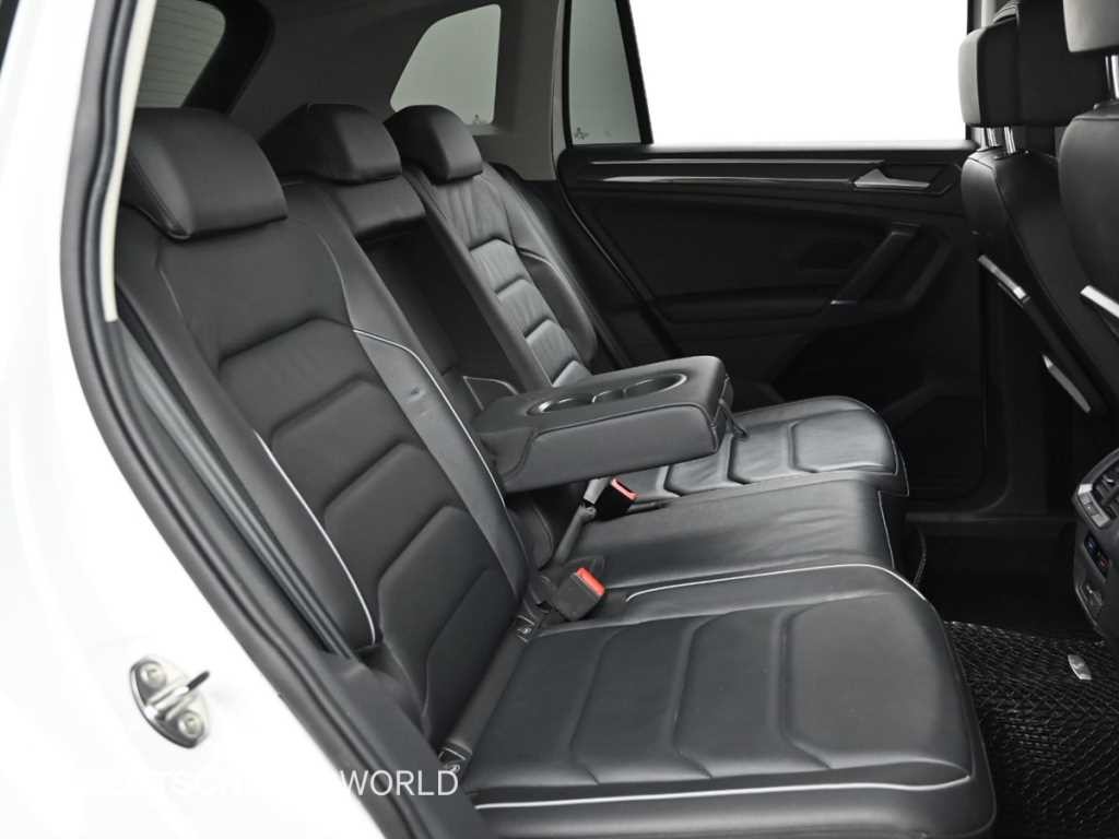 폭스바겐 티구안 티구안(2세대) 2.0 TDI 프리미엄 이미지 12