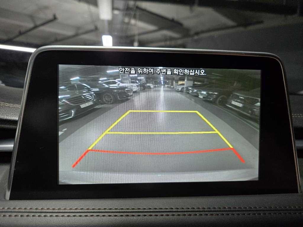 제네시스 G70 2.0T AWD 엘리트 이미지 14