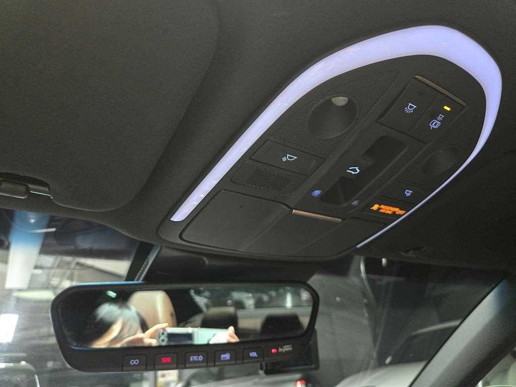 제네시스 G70 2.0T AWD 엘리트 이미지 15