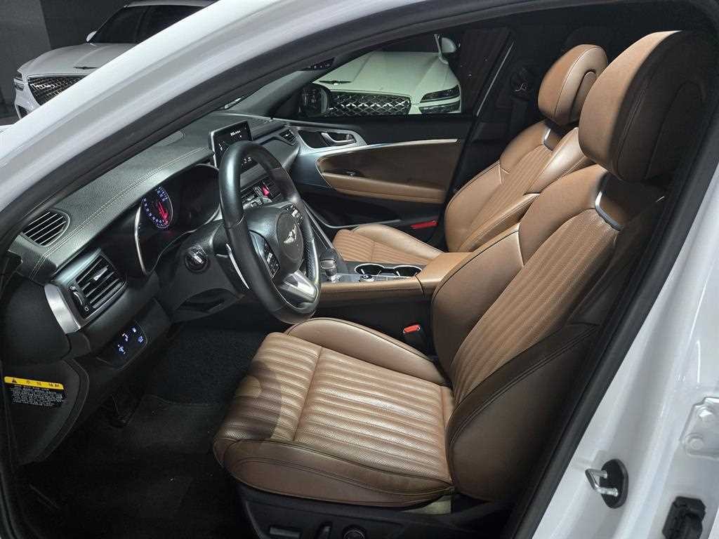 제네시스 G70 2.0T AWD 엘리트 이미지 6