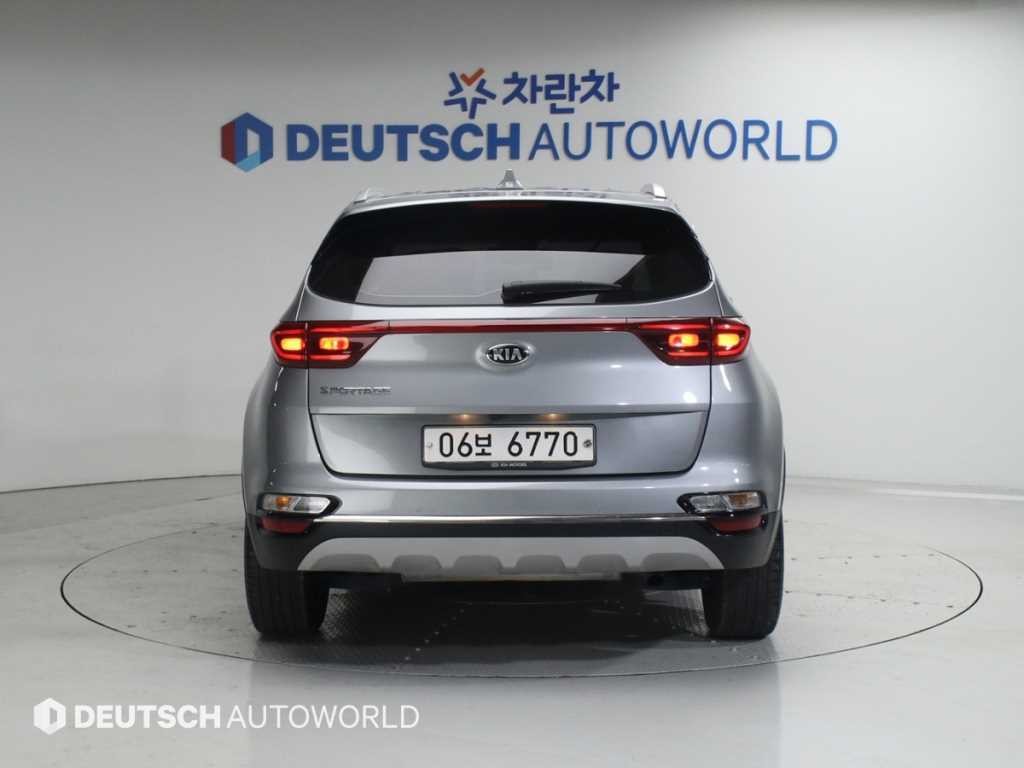 기아 스포티지 스포티지 더 볼드 2.0 가솔린 2WD 프레스티지 이미지 4