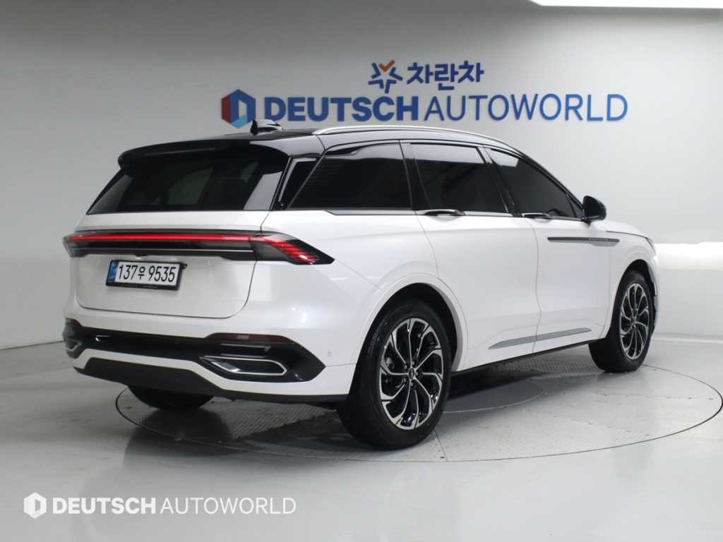 링컨 노틸러스 노틸러스 2세대 2.0 리저브 AWD 이미지 2