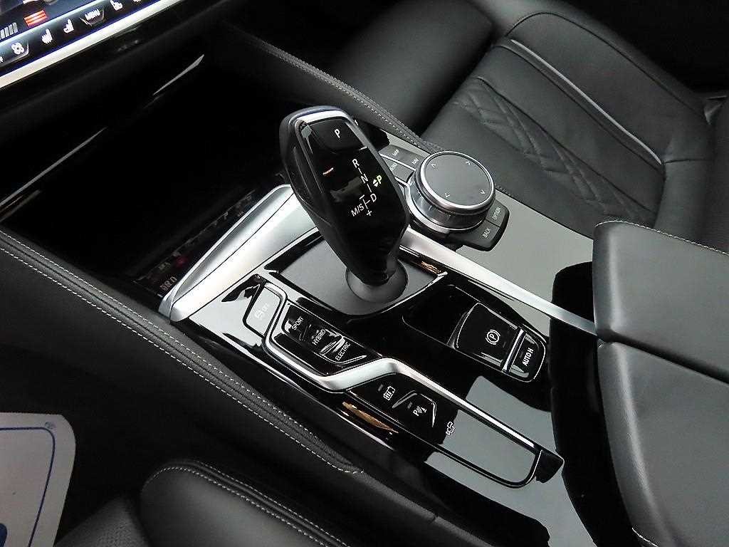 BMW 5시리즈 5시리즈 (G30) 530e M 스포츠 이미지 11