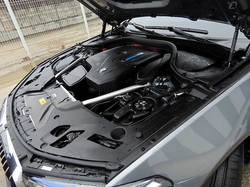 BMW 5시리즈 5시리즈 (G30) 530e M 스포츠 이미지 19