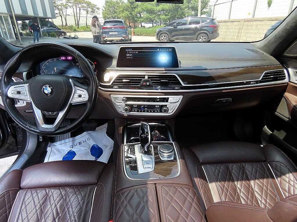 BMW 7시리즈 7시리즈 (G11) 740Ld xDrive 디자인 퓨어 엑설런스 이미지 7