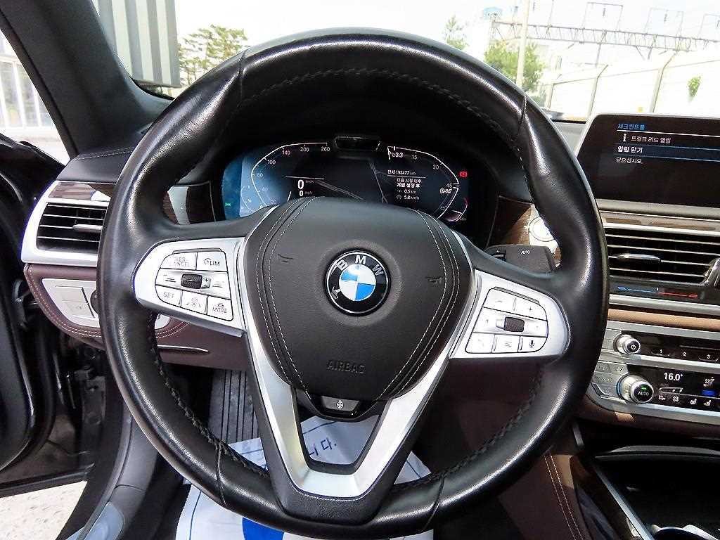 BMW 7시리즈 7시리즈 (G11) 740Ld xDrive 디자인 퓨어 엑설런스 이미지 8